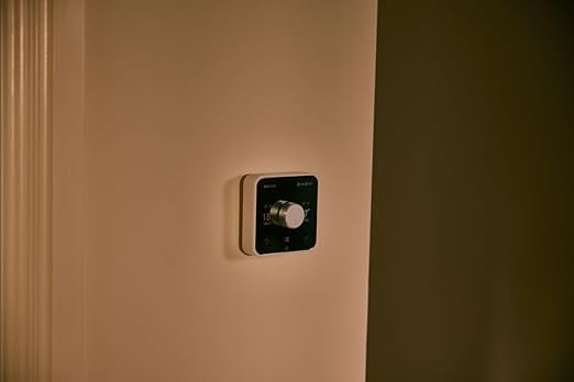 Hive Smart Thermostat with Nano Hub – Energy-Efficient Heating Control on the wall